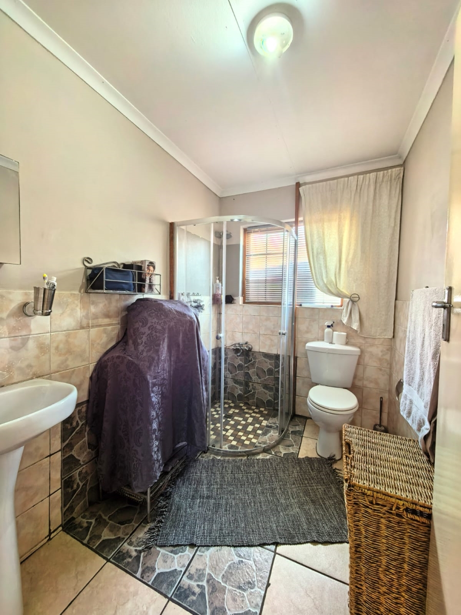 3 Bedroom Property for Sale in Vaalpark Free State